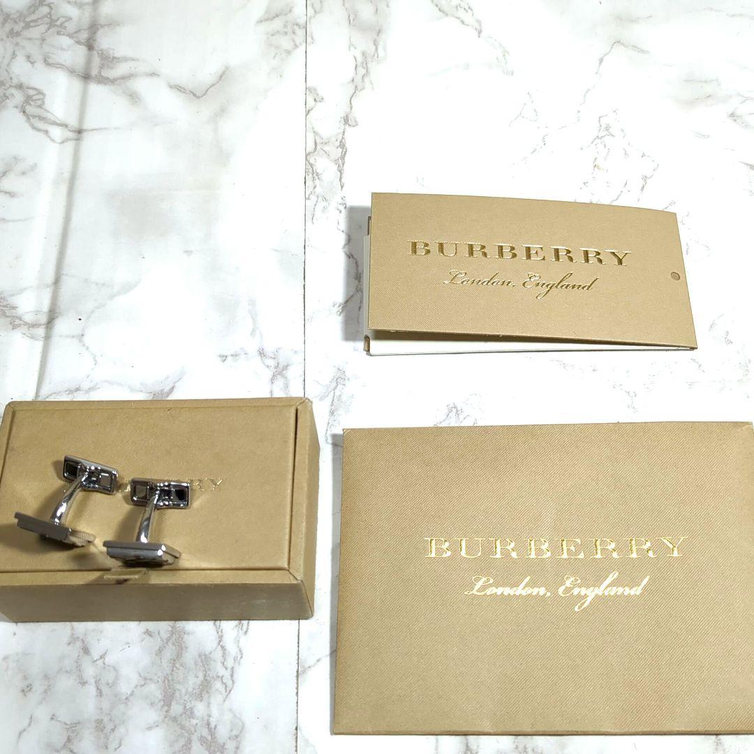 極美品　Burberry　バーバリー　チェック　デザイン　カフス　シルバー