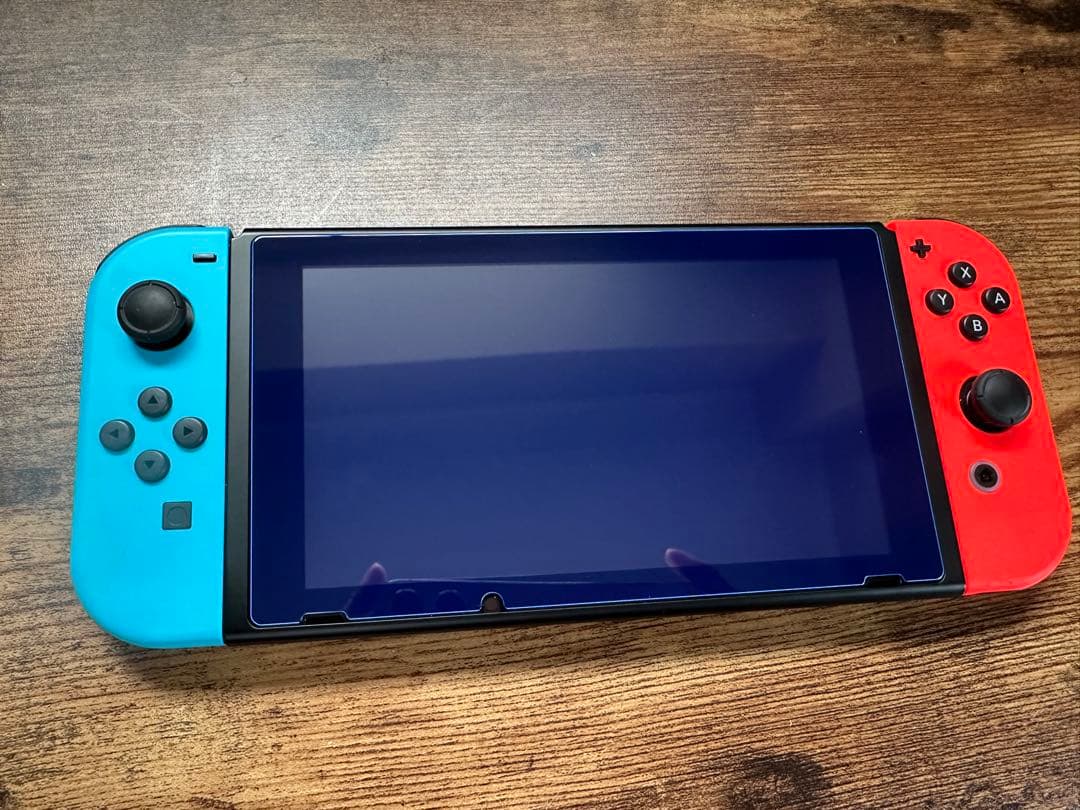 Nintendo Switch 本体　収納ケース付き