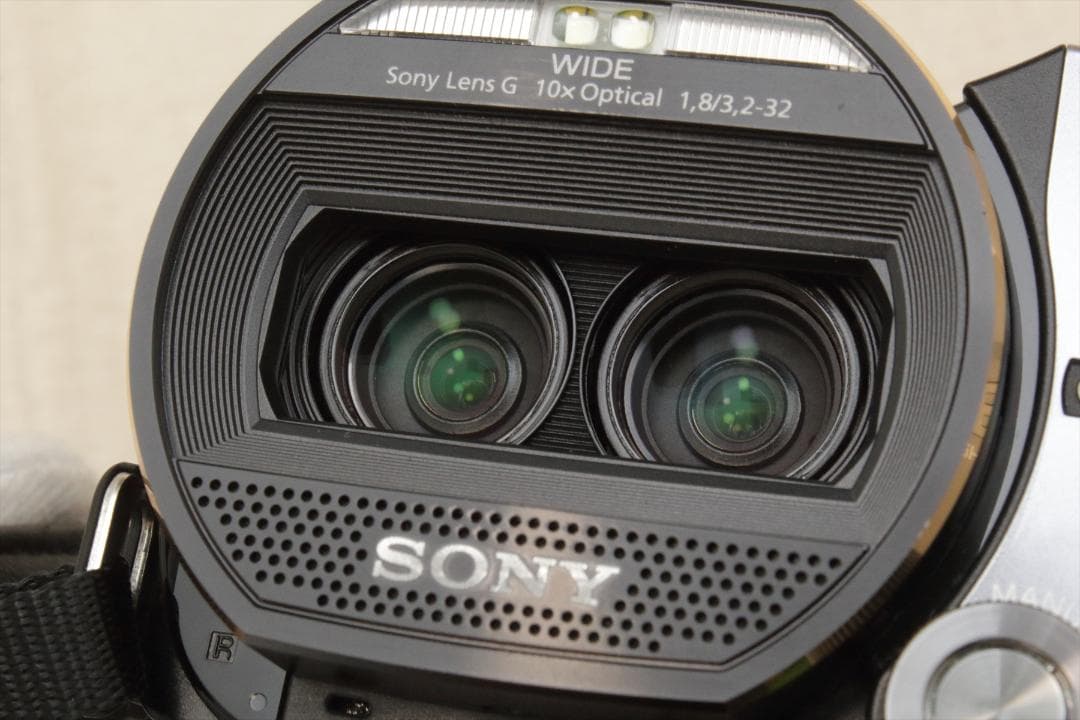 美品！SONY HDR-TD20V 　ビデオカメラ　３D