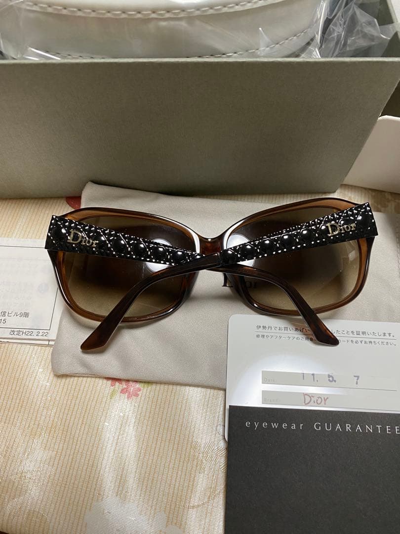 Dior サングラス ブラウン ビジュー付き