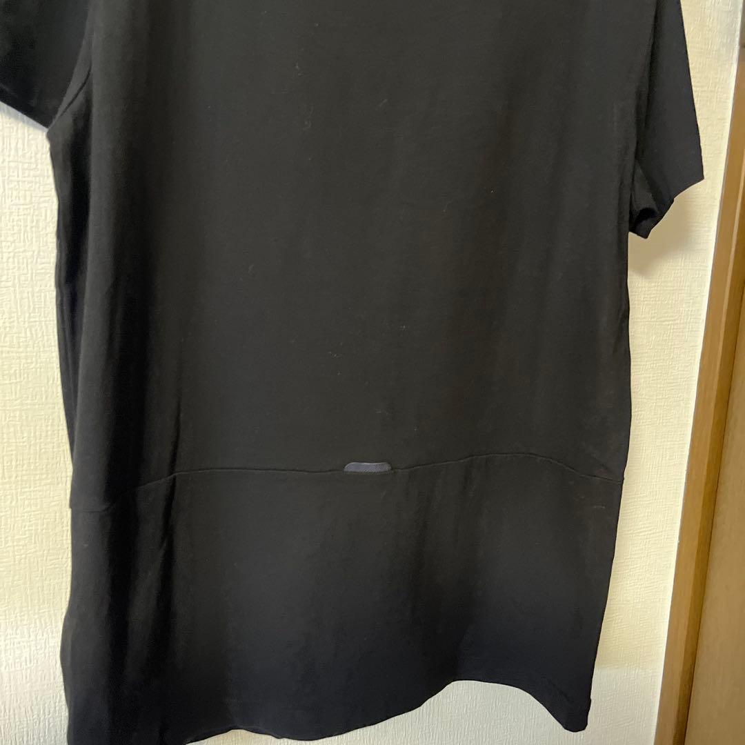 美品　モンクレール　Tシャツ　サイズＬ