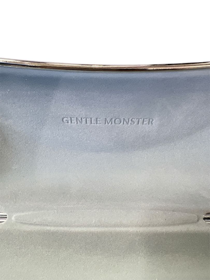 【GENTLE MONSTER】《美品》箱ありカラーサングラス EGO 01