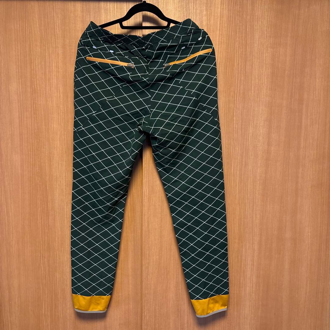 NIKE GYAKUSOU ランニングパンツ　新品同様　Mサイズ