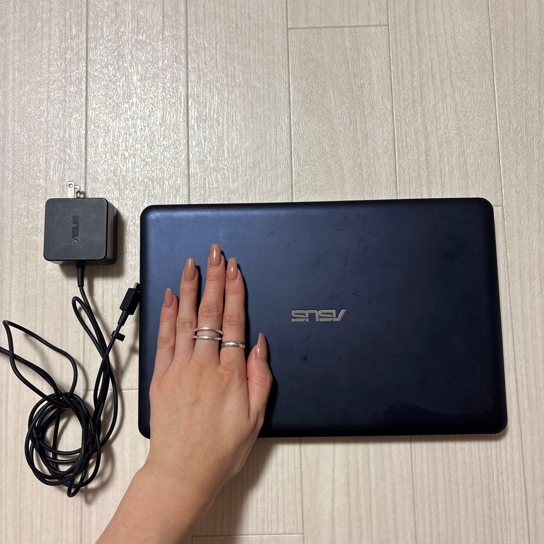 ケース付属ASUS ノートPC Intel 日本語配列　ASUSノートパソコン