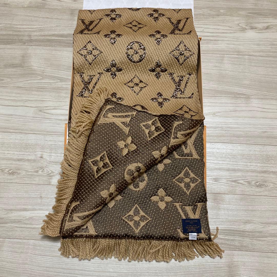 限定品【Louis Vuitton】ロゴマフラーレオパードエシャルプ・ジャイアン
