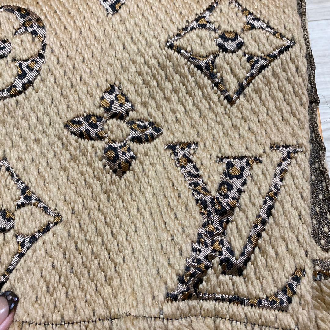 限定品【Louis Vuitton】ロゴマフラーレオパードエシャルプ・ジャイアン