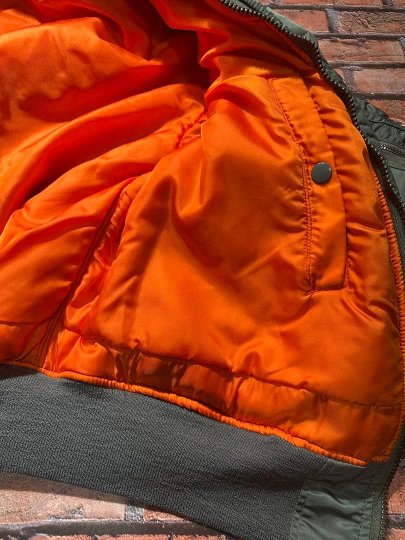 実物 ALPHA INDUSTRIES 70s USAF MA-1 M