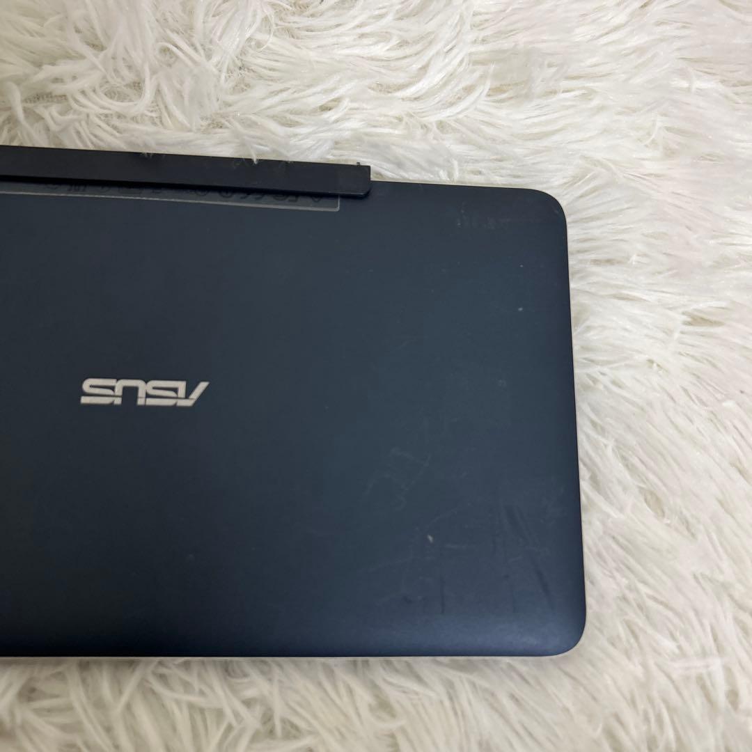 ASUS TransBook Chi Windowsタブレット　付属品