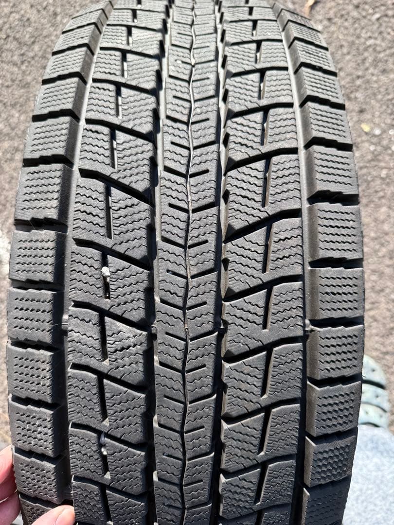 DUNLOP ウィンターマックスSJ8 265/60r18 スタッドレスタイヤ