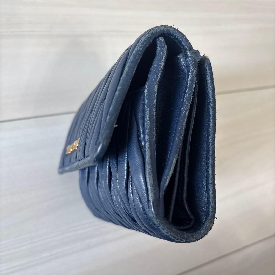 miu miu ネイビー 二つ折り財布