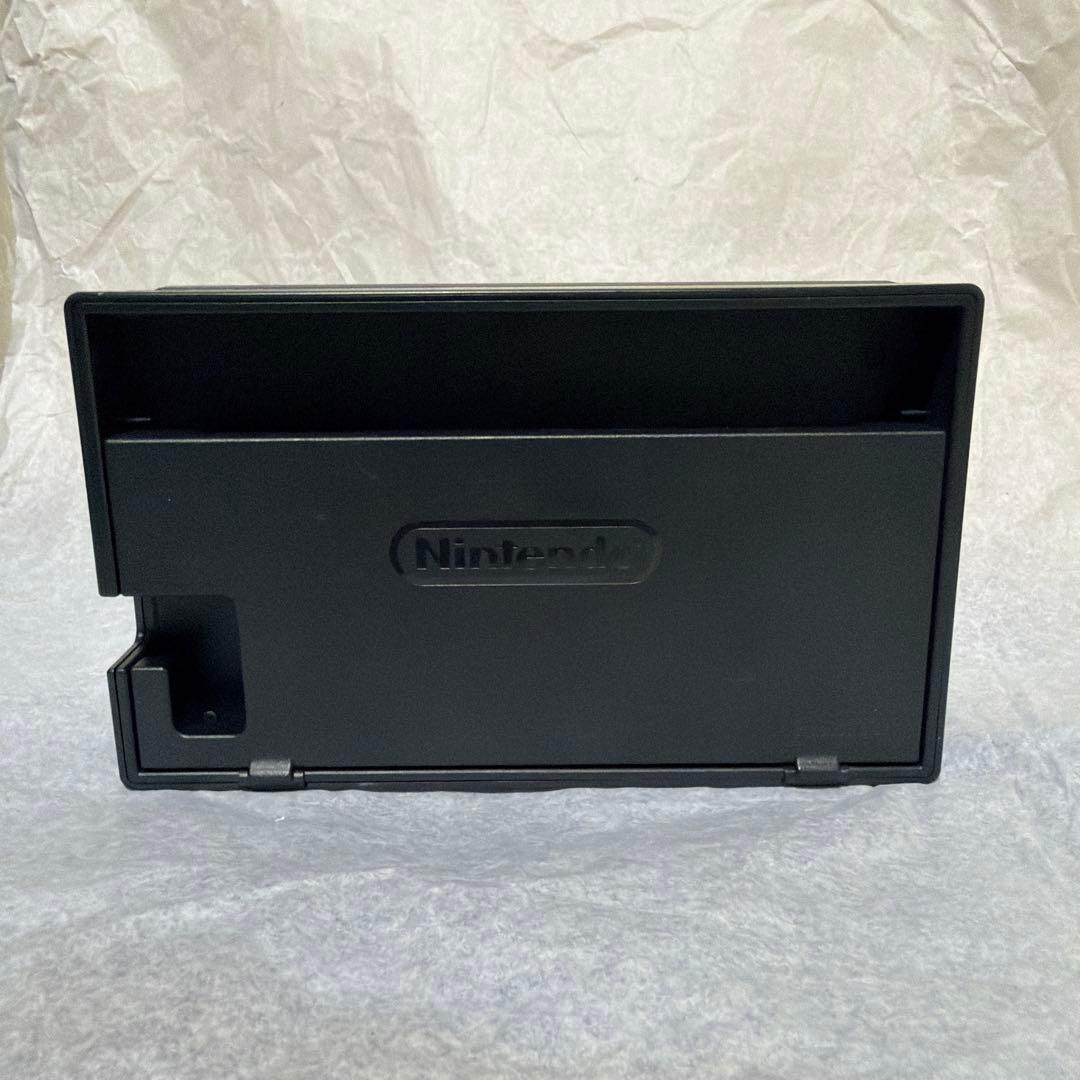 ニンテンドースイッチ本体、付属品完備 ブラックNintendo Switch