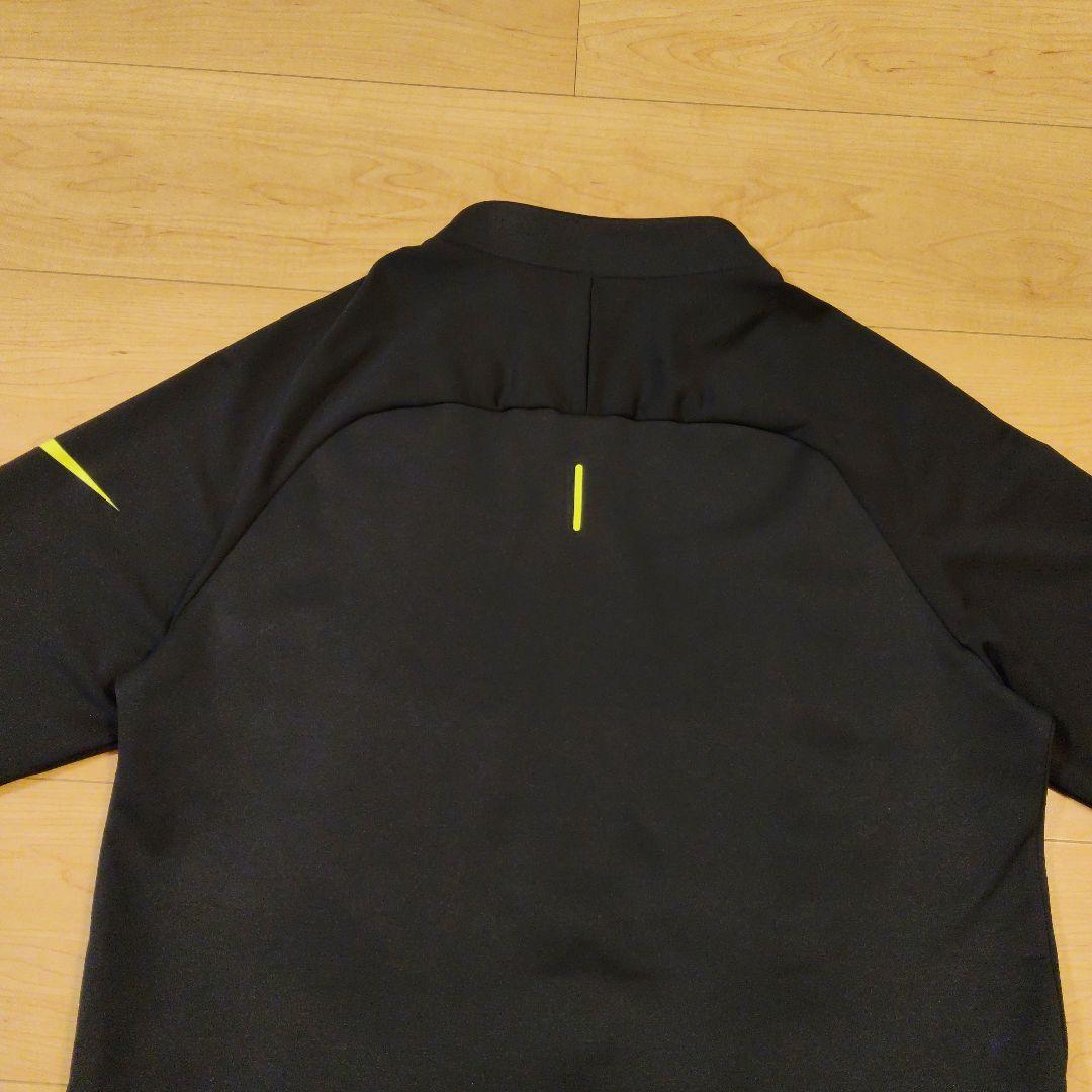 智です。　　Lサイズ 美品【NIKE】ナイキ長袖サーマパッド ストライク