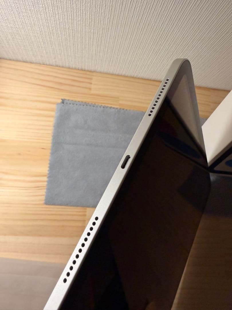【訳あり品：焼き付き又は圧迫跡】iPad 第10世代 64GB Wi-Fiモデル