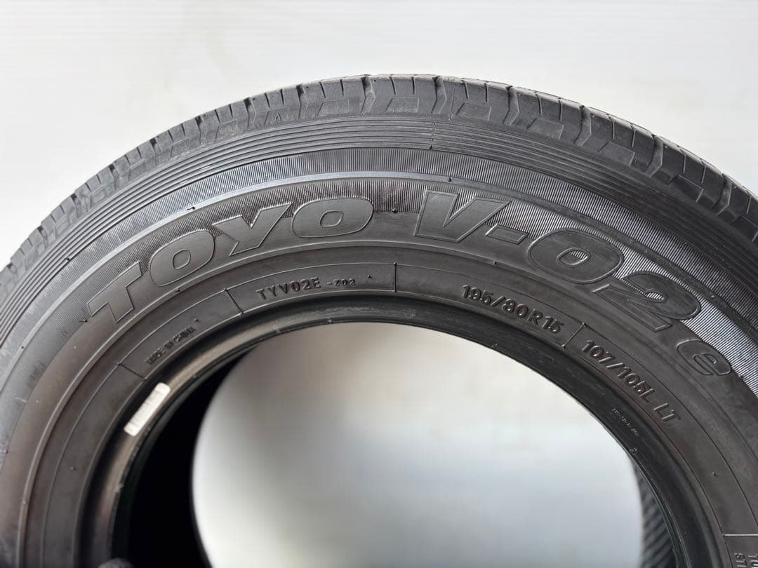 ②✅ 195/80R15 107/105L TOYO V02e国産 送料無料‼️