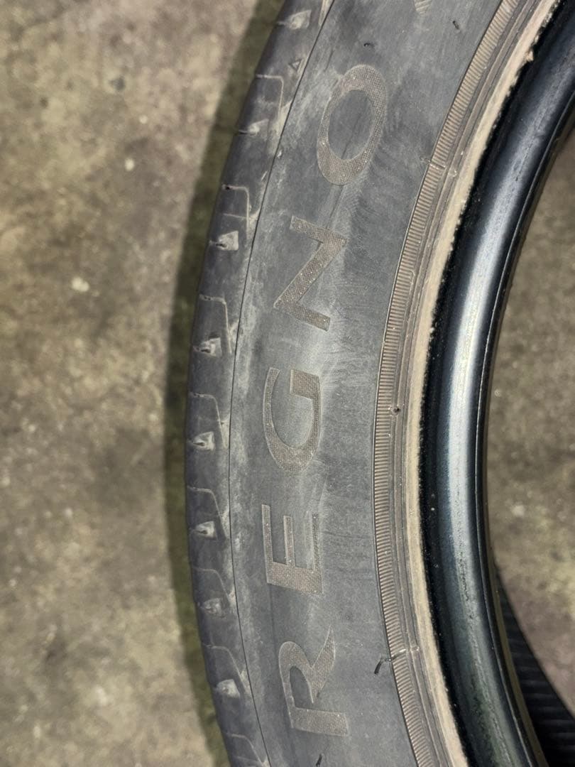 REGNO 215/45R17 タイヤ