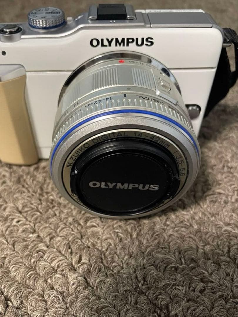OLYMPUS （オリンパス）ミラーレス一眼レフカメラ E-PL1 望遠レンズ