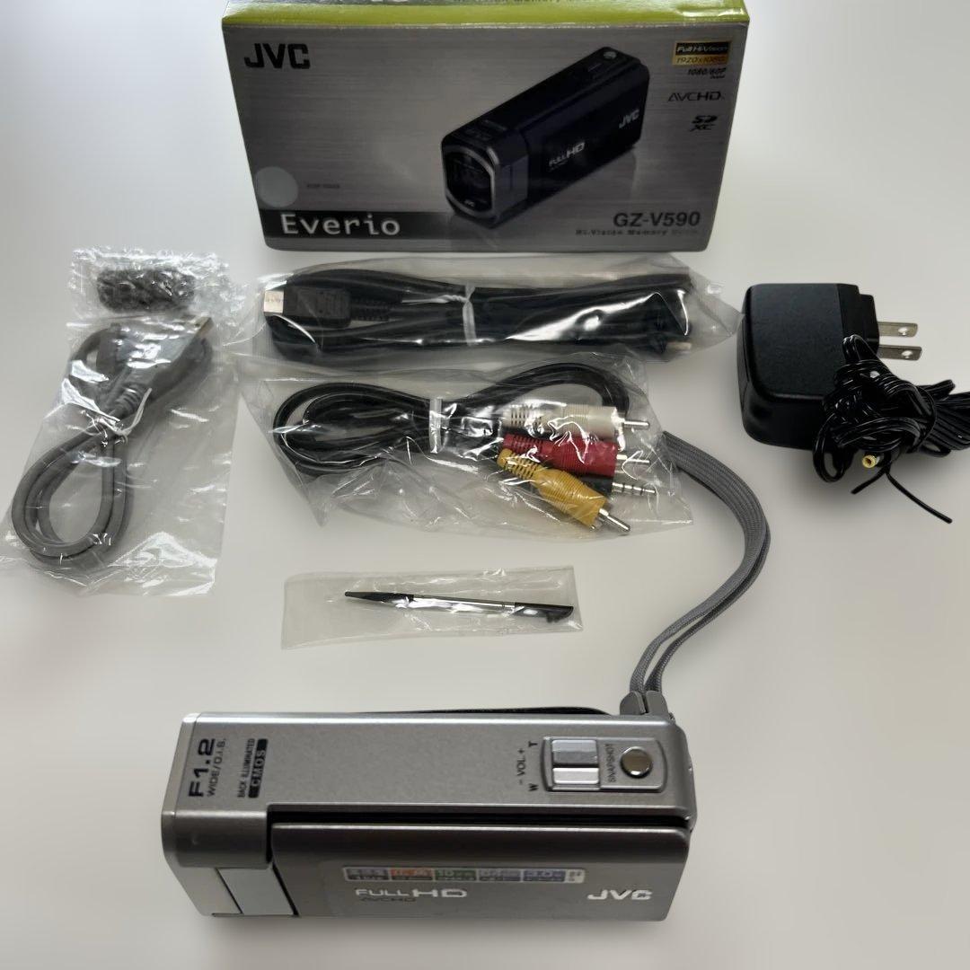 JVC Everio GZ-V590 64GB シルバー