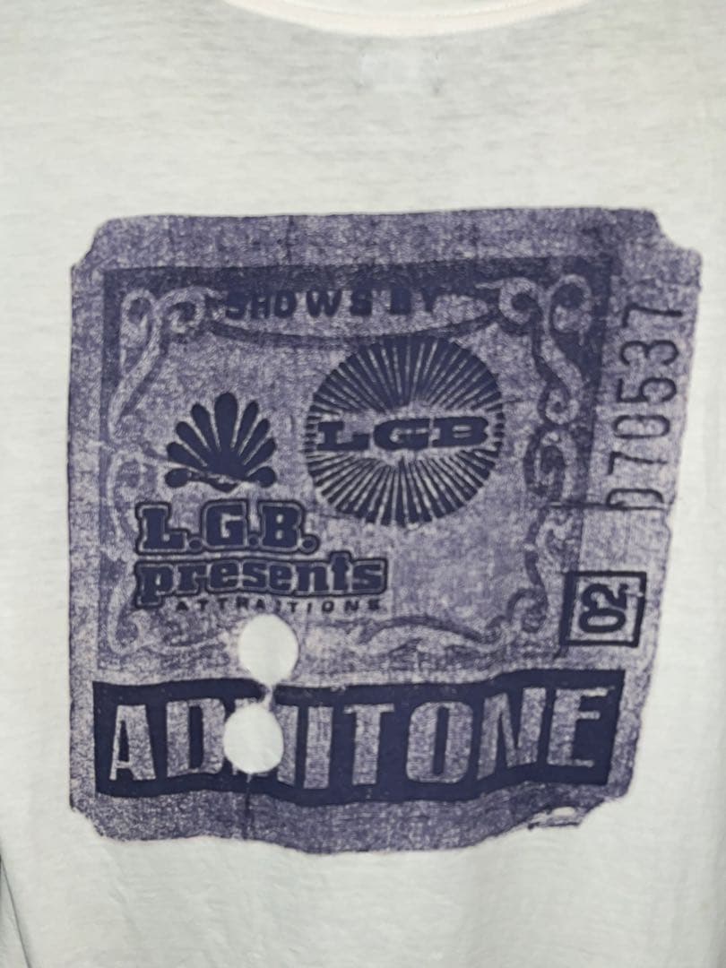 L.G.B. ライオングラフィックプリント Tシャツ