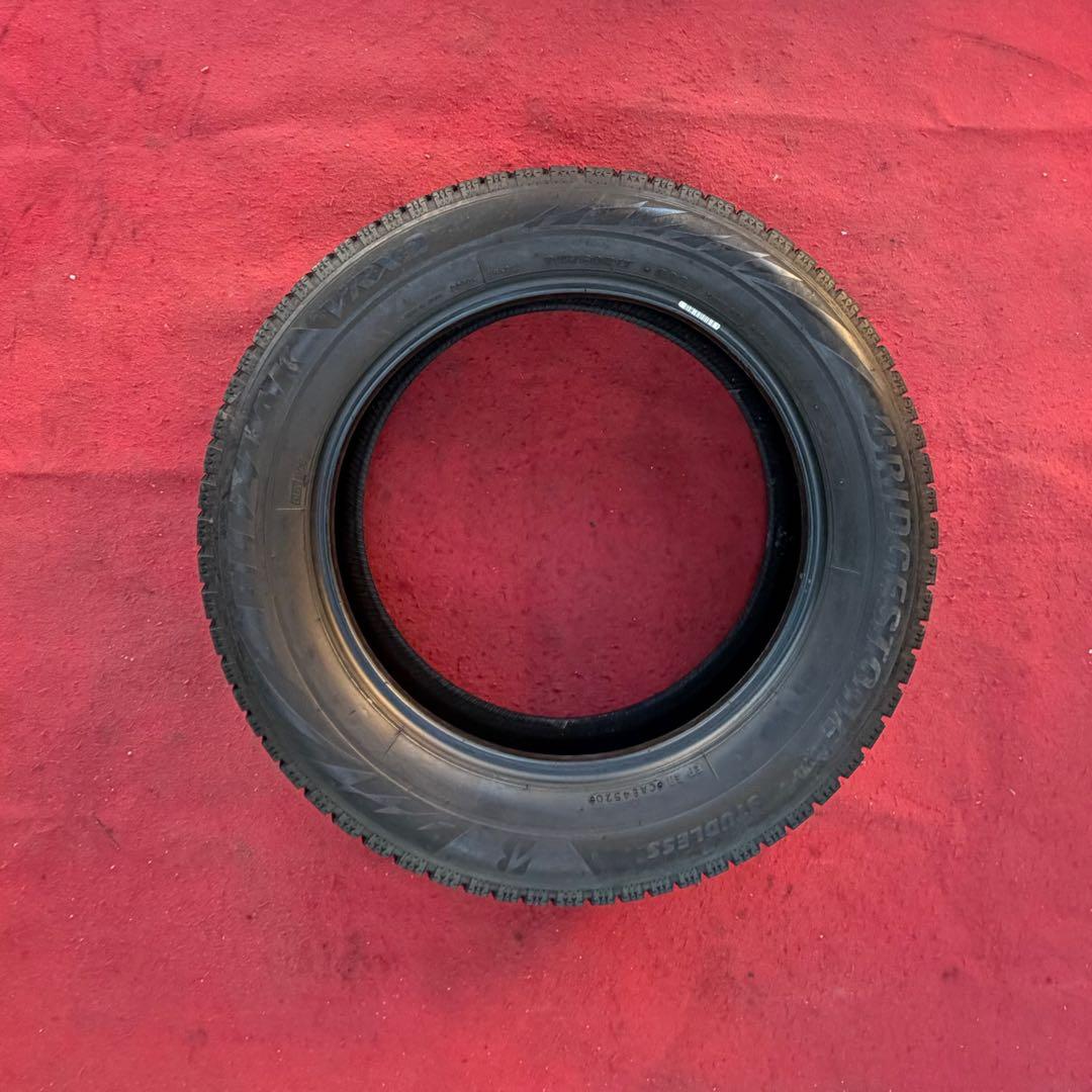 送料込★215/60R17 96QブリヂストンBLIZZAK VRX2バリ溝2本