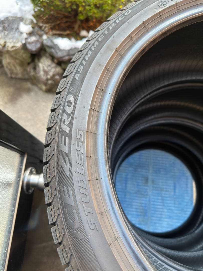 _とと_　ピレリ アイスゼロアシンメトリコ 245/40R18 4本