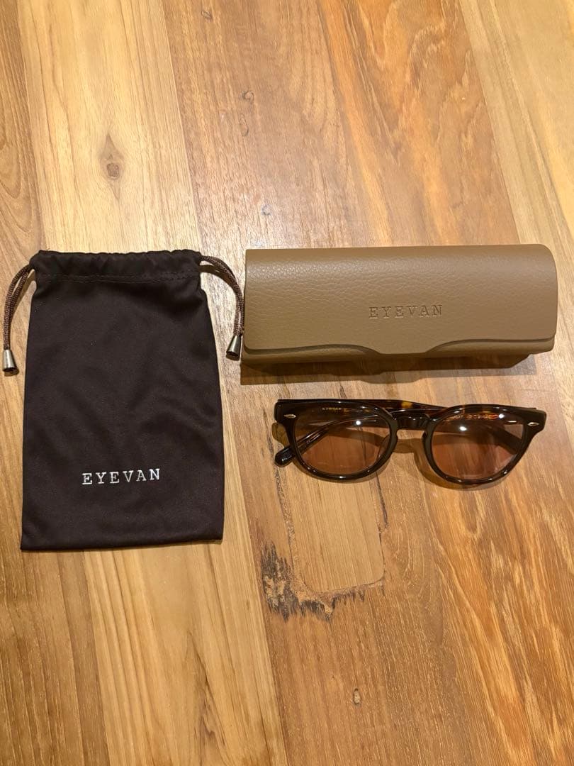 アイヴァン　EYEVAN webb 51 TORT