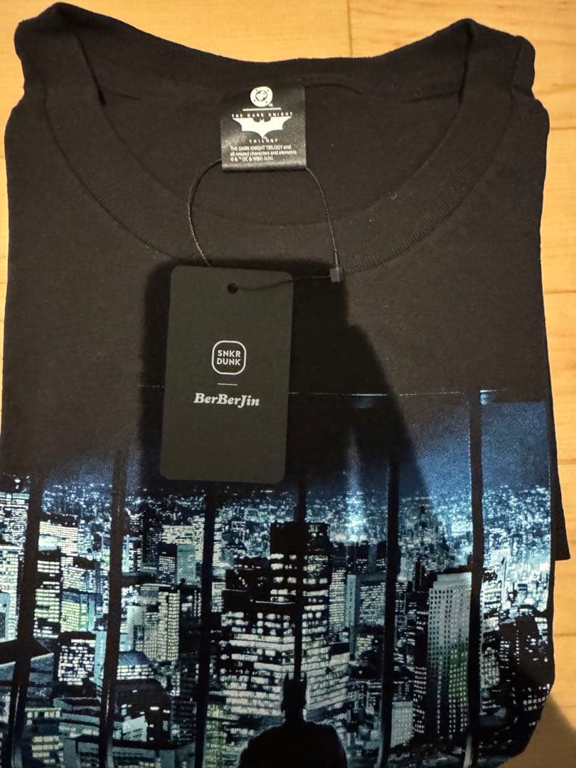 BerBerJin コラボ ベルベルジン ダークナイト Tシャツバットマン完売