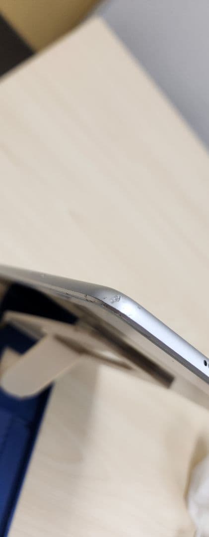 り*う様 Apple au SIMロック解除済 iPad mini5 64GB