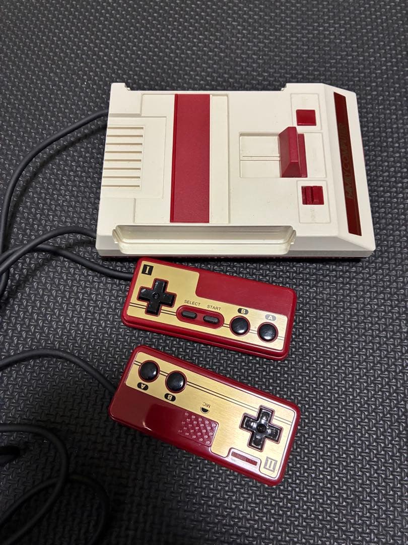 ニンテンドー　クラシックミニ　ファミリーコンピュータ　ファミコン