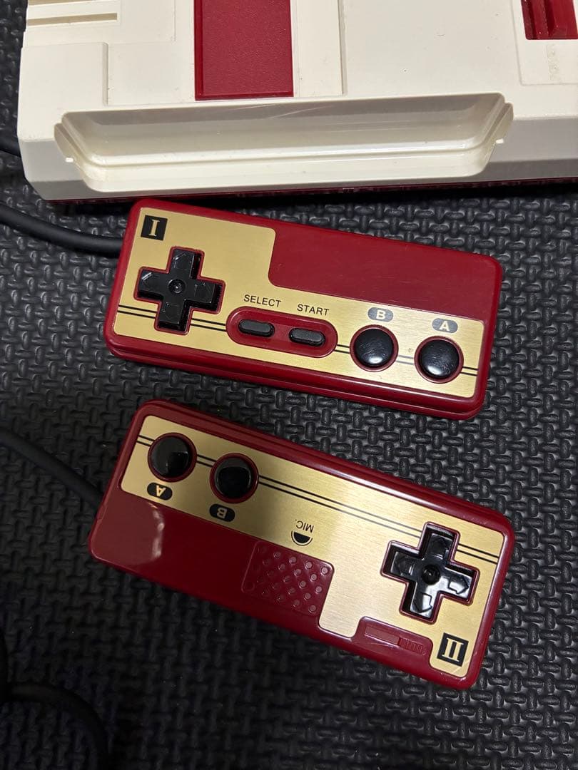 ニンテンドー　クラシックミニ　ファミリーコンピュータ　ファミコン