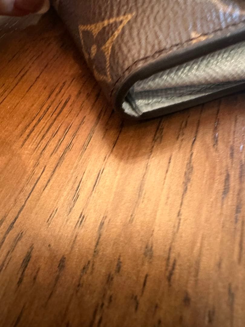 Louis Vuitton ポルトモネ・ロザリ