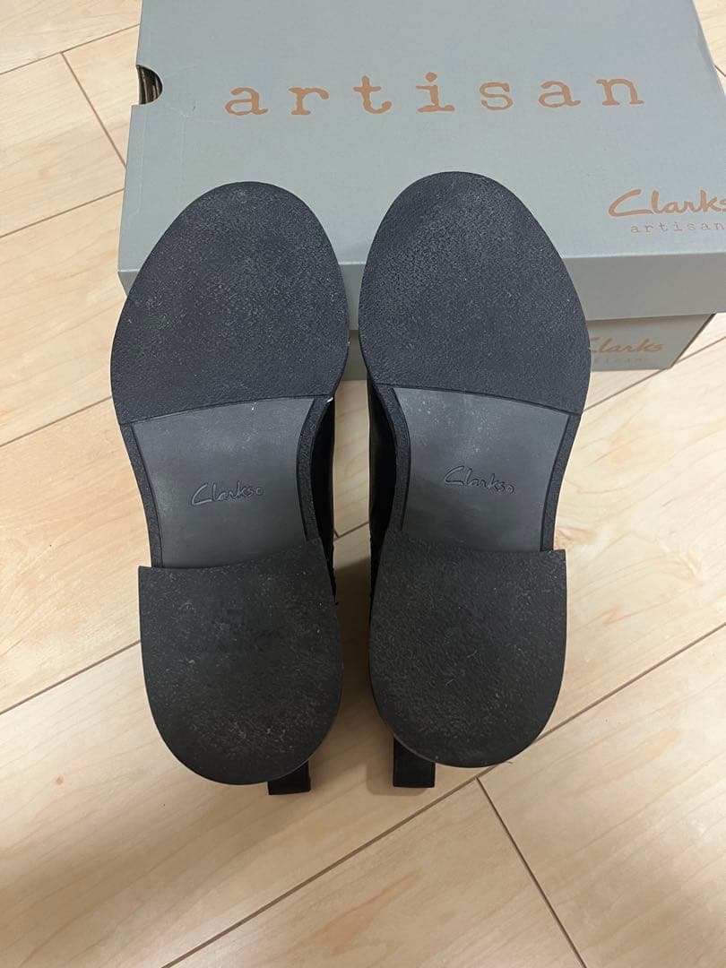 Clarks ブラック サイドゴアブーツ
