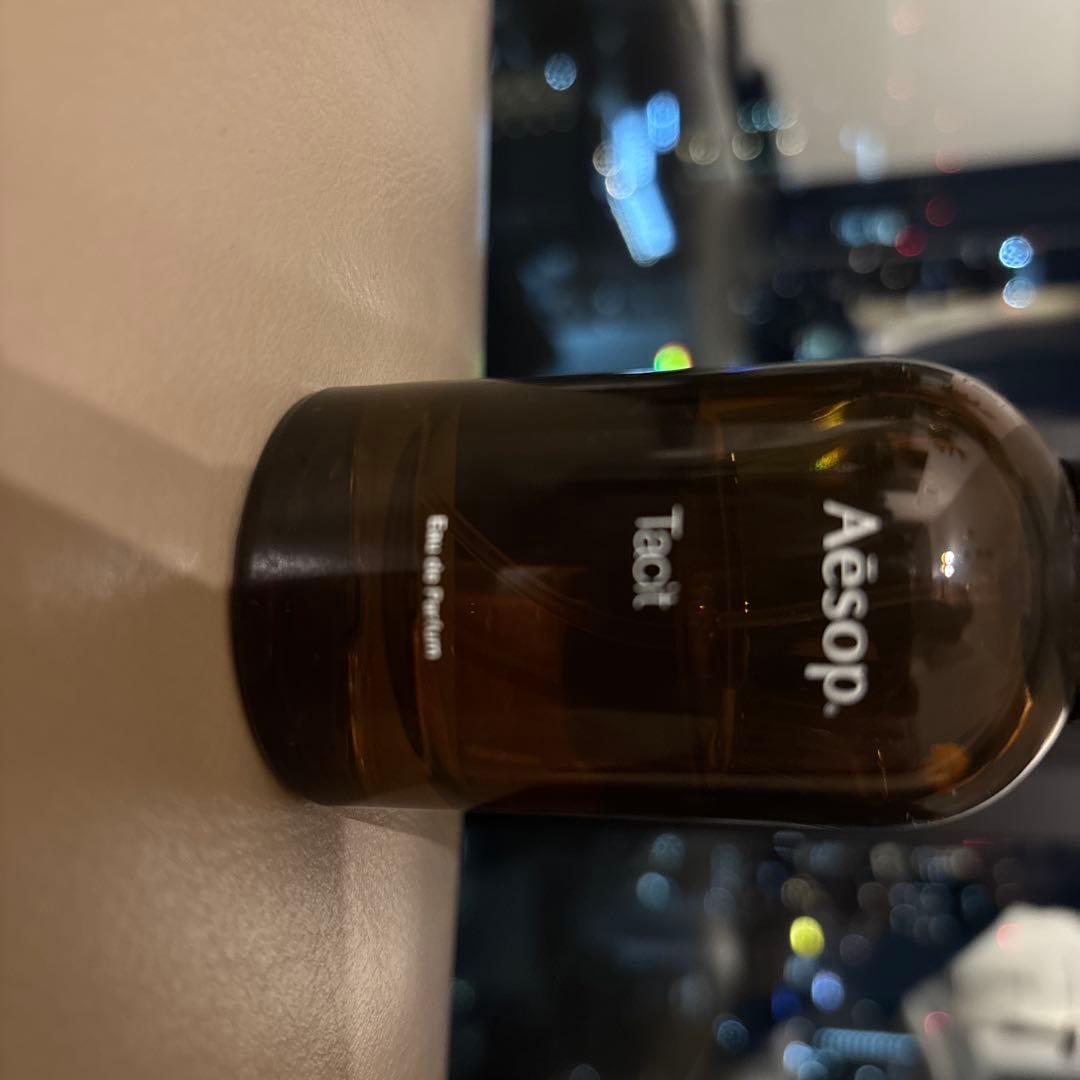 Aesop Tacit Eau de Parfum値下げ中