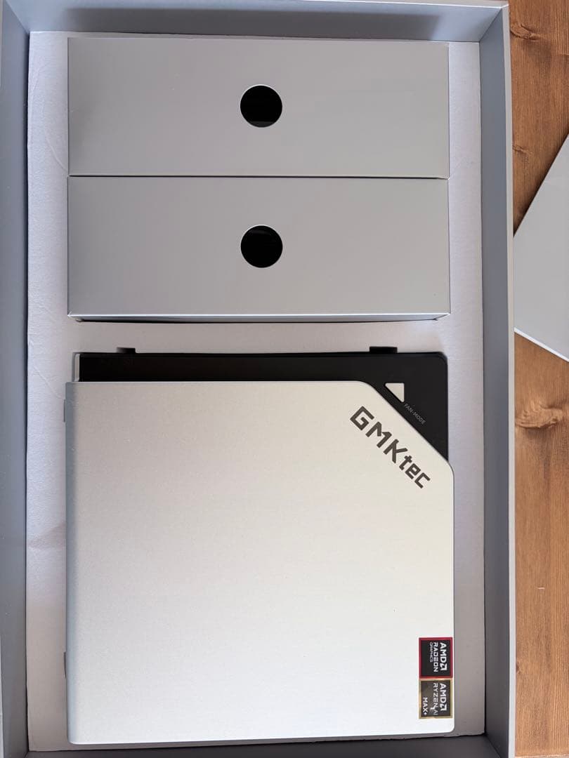 GMKtec EVO-X2 395 AI Max+（64GB / 1TB）