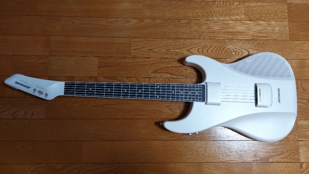Aeroband Guitar (エアロバンド ギター) ホワイト