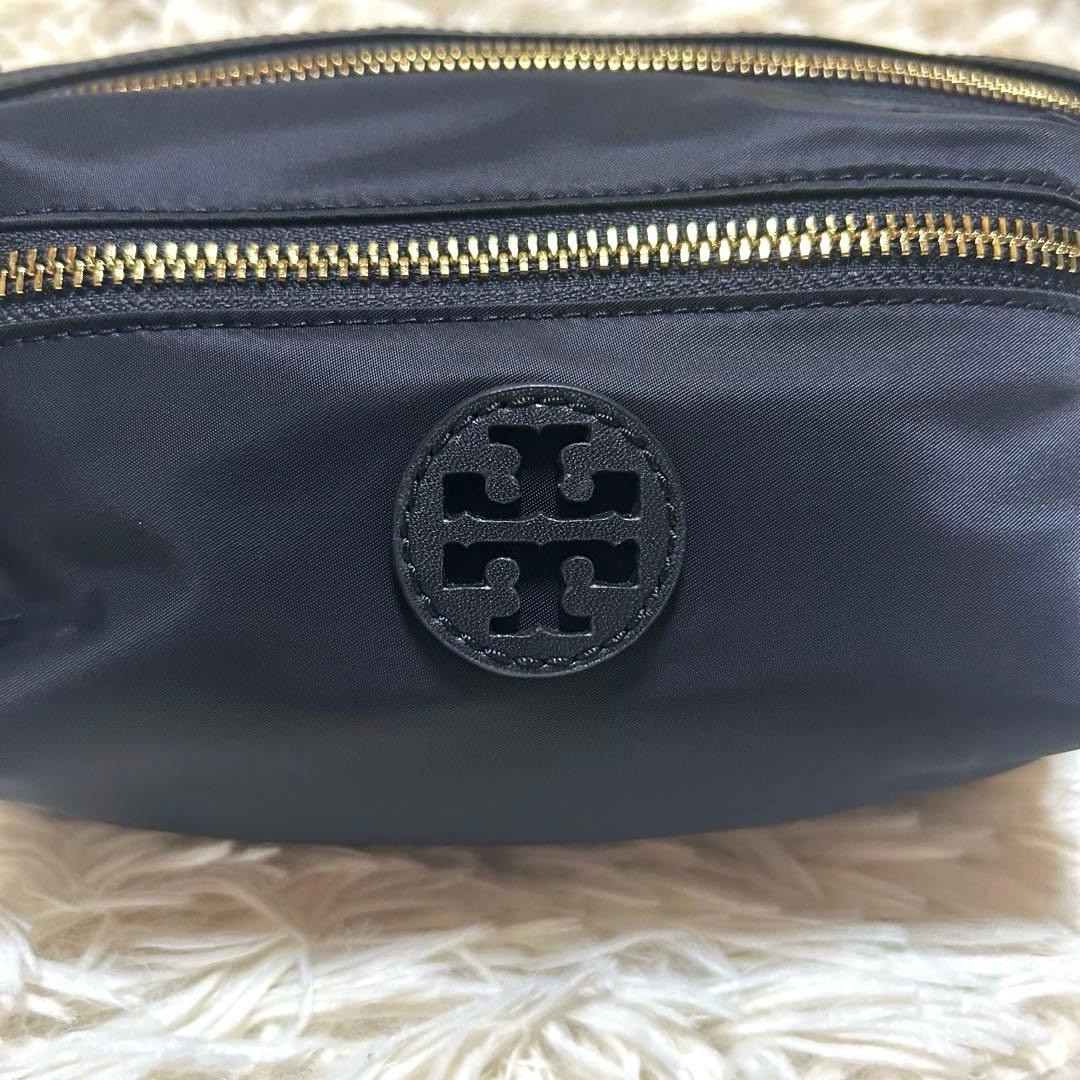 【極美品✨】トリーバーチ ナイロン ボディバッグ ユニセックス ロゴ型押し 黒