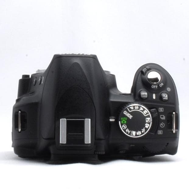 ★美品★新品級ショット数★スマホ転送★動画対応★ケース★Nikon D3100★