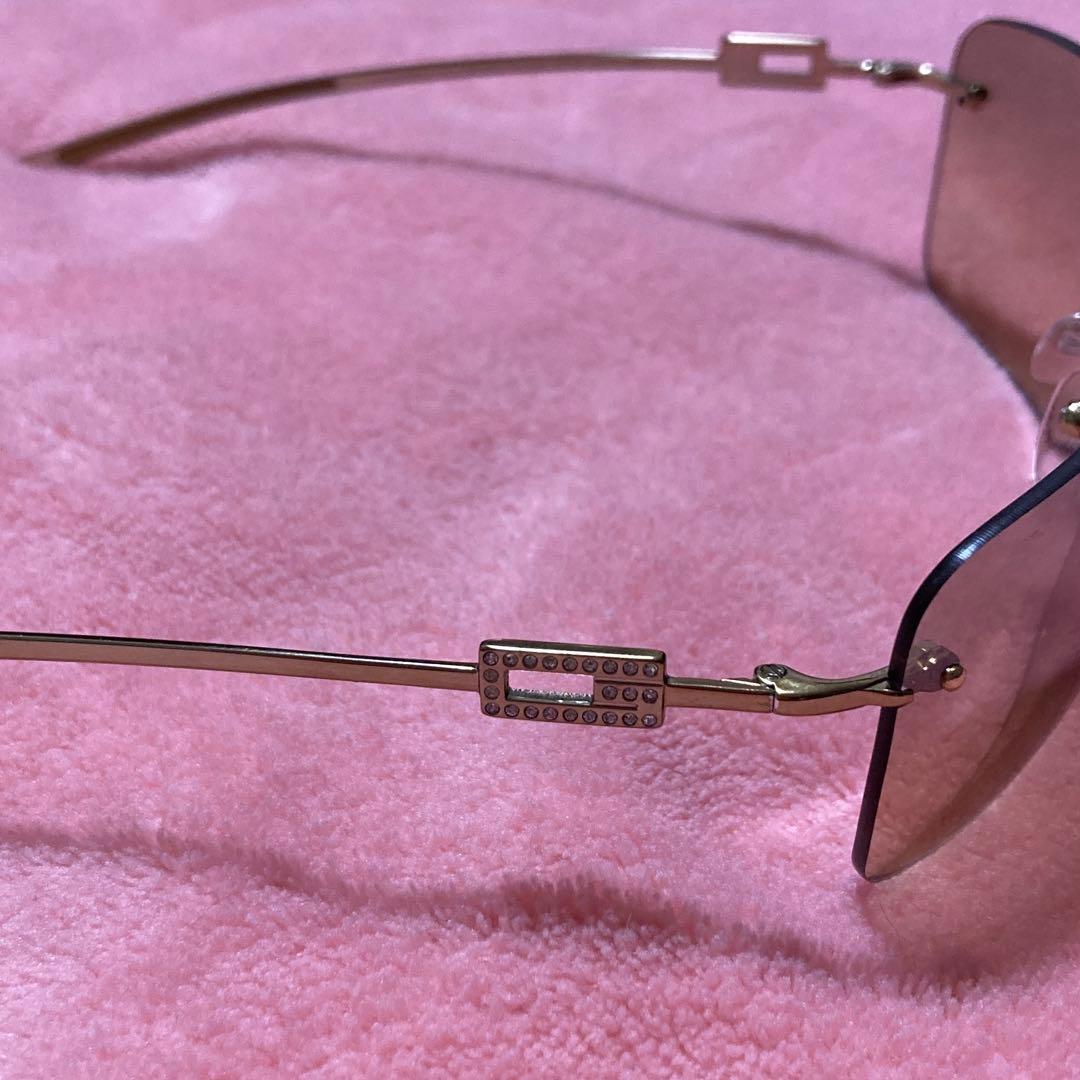 GUCCI　ラインストーンサングラス