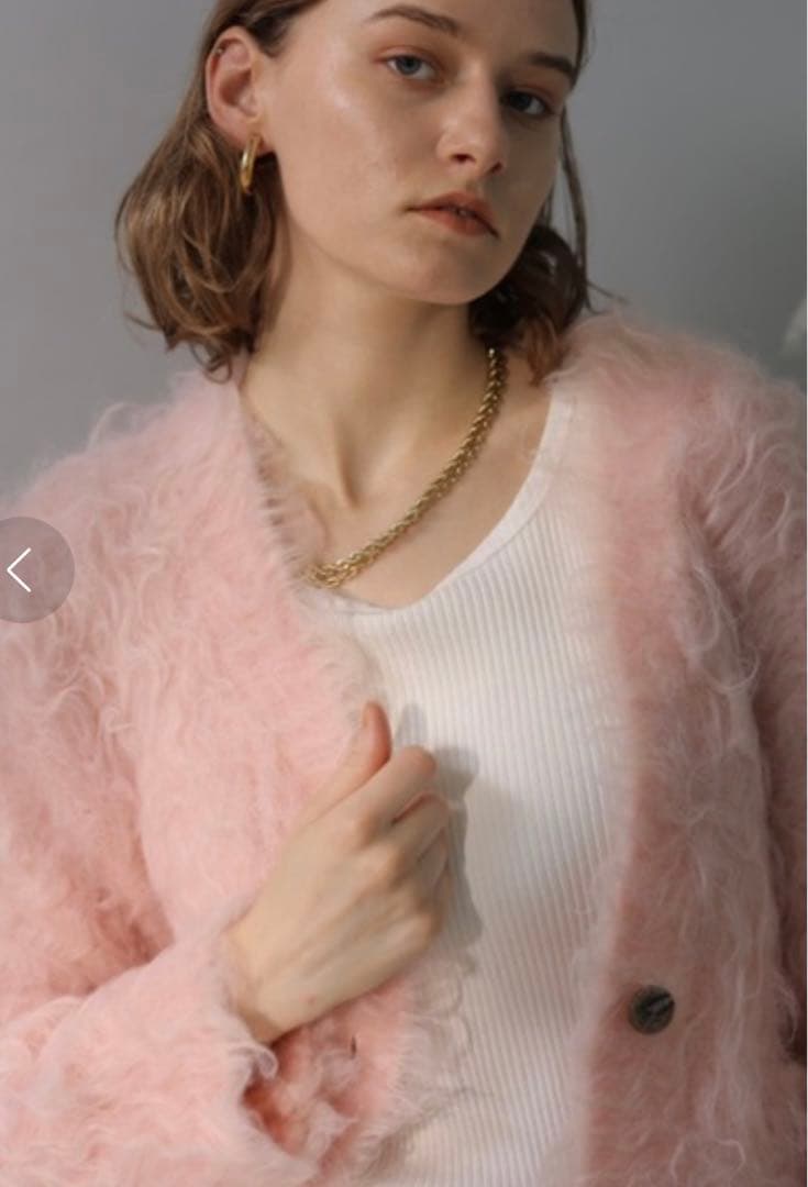 美品！春色　CADUNE シャギー　もふもふカーディガン　ボレロ　ニット　ピンク