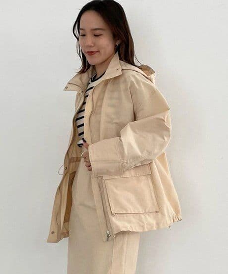 新品【uncrave WHITE】プルーフグログラン ブルゾン