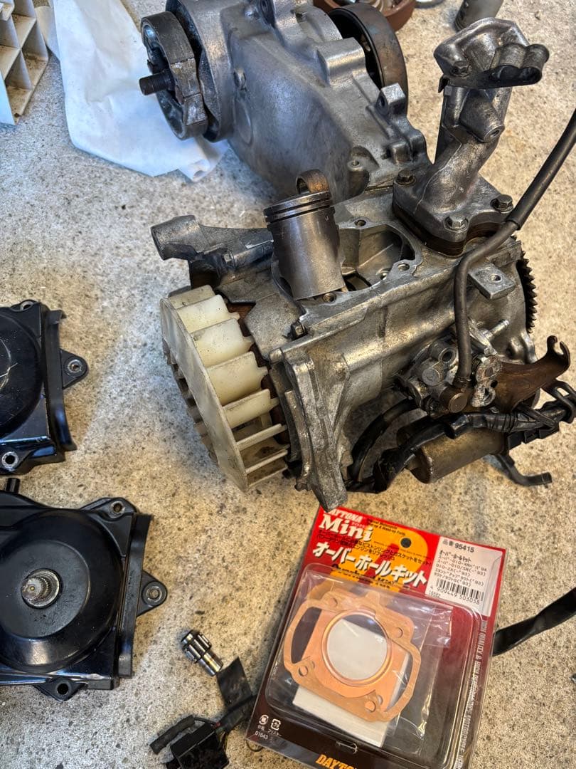 スーパーディオ AF27・AF28 クランクベアリング交換済み太軸エンジン。