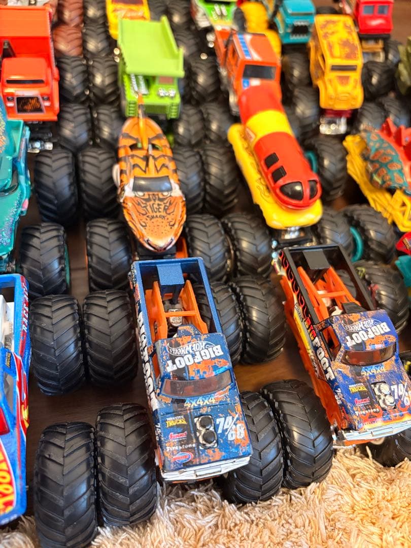 ホットウィール　モンスタートラック　20台セット