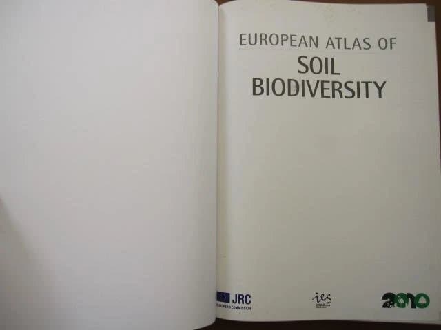 洋書 European Atlas of Soil Biodiversity