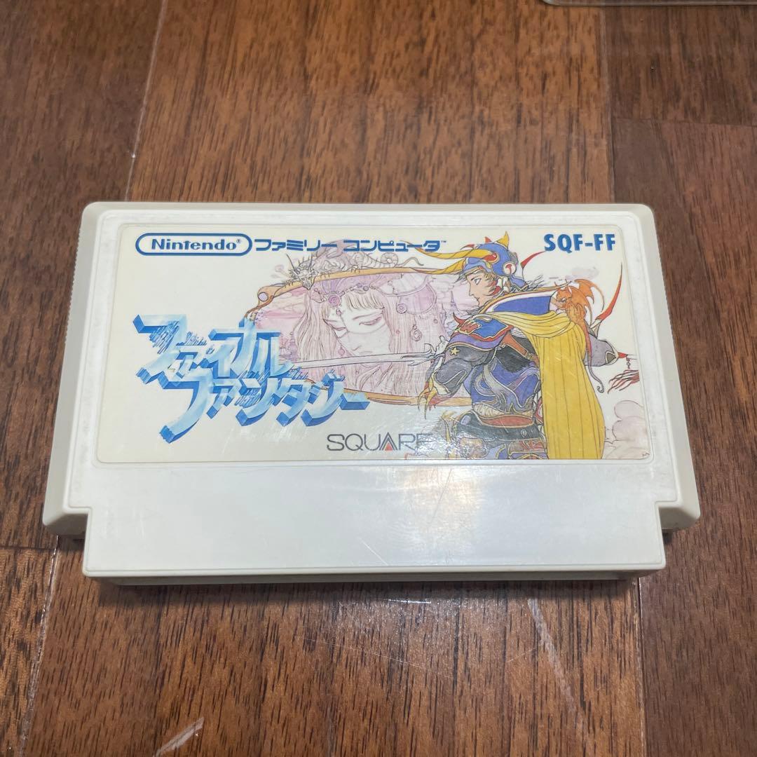 【箱、取扱説明書付き】ファミリーコンピュータ用ソフト　ファイナルファンタジー