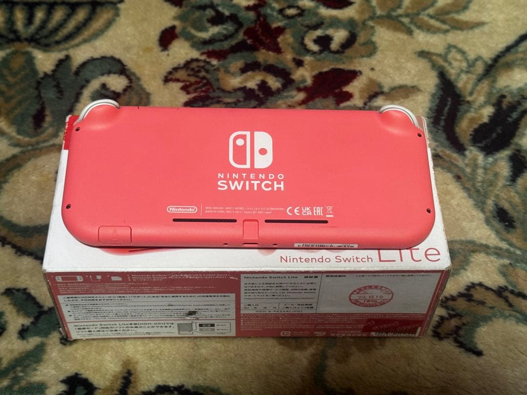 Nintendo Switch Lite コーラル(ピンク)