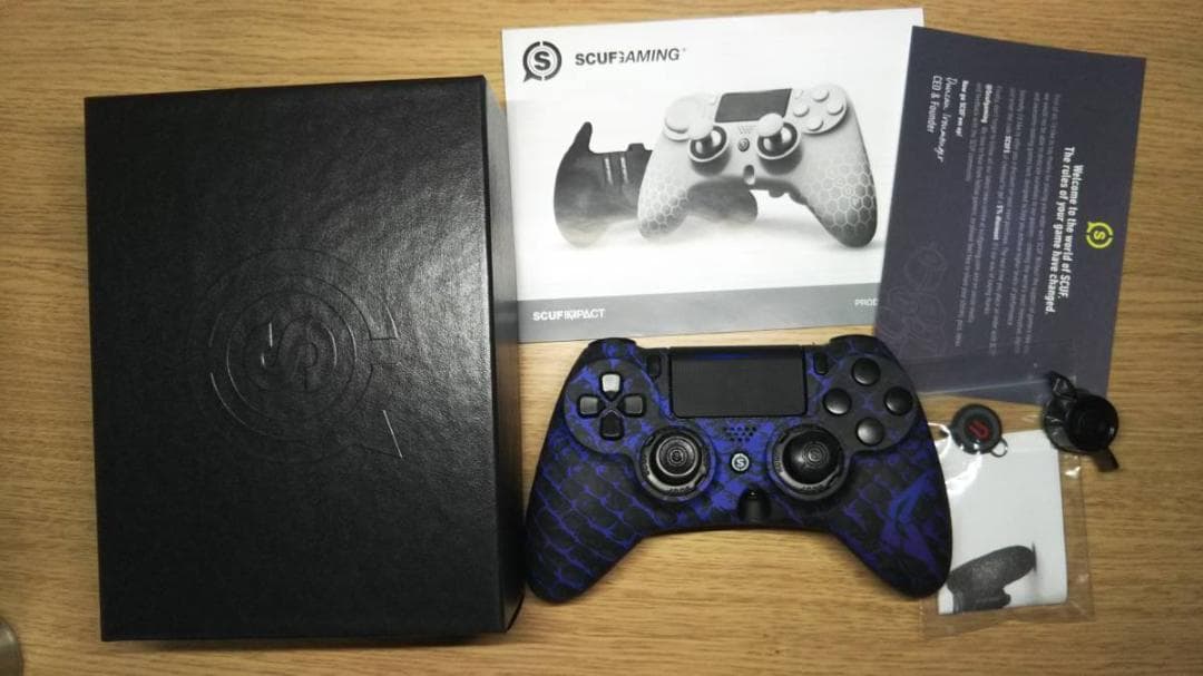 使用少 SCUF IMPACT PS4  コントローラー