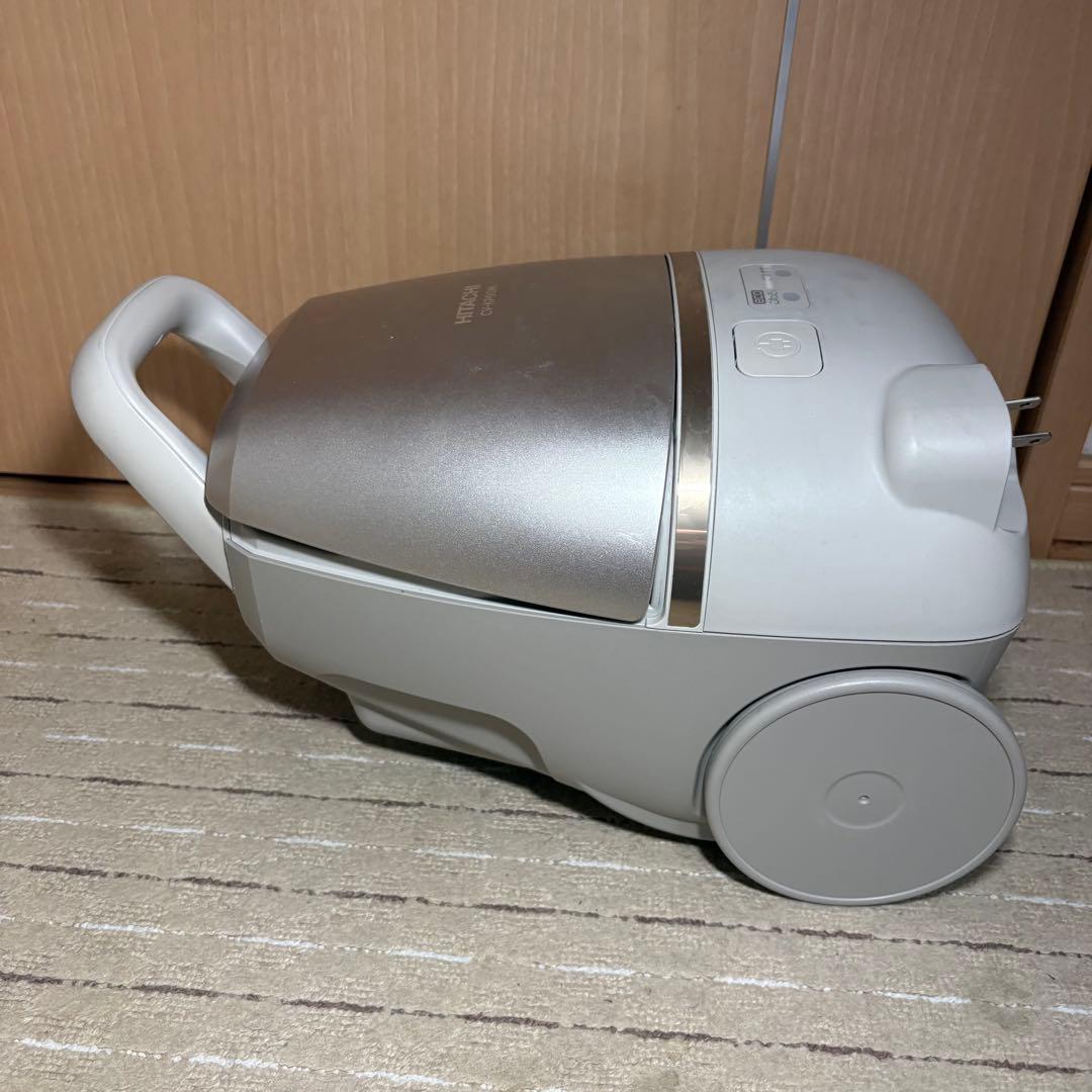日立　掃除機　紙パック式掃除機　かるパック　CV-KP90H