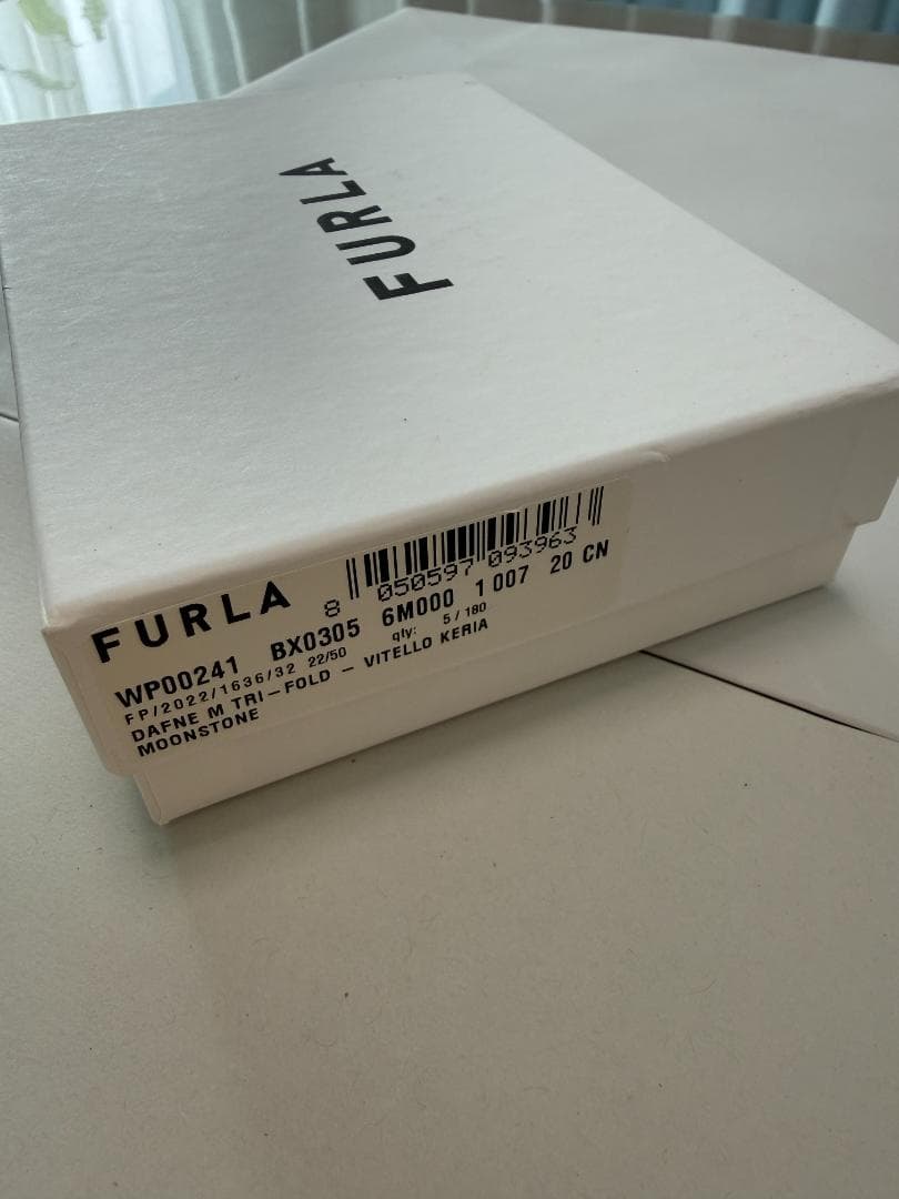【新品】FURLA フルラ 三つ折り財布 レザー ピンク