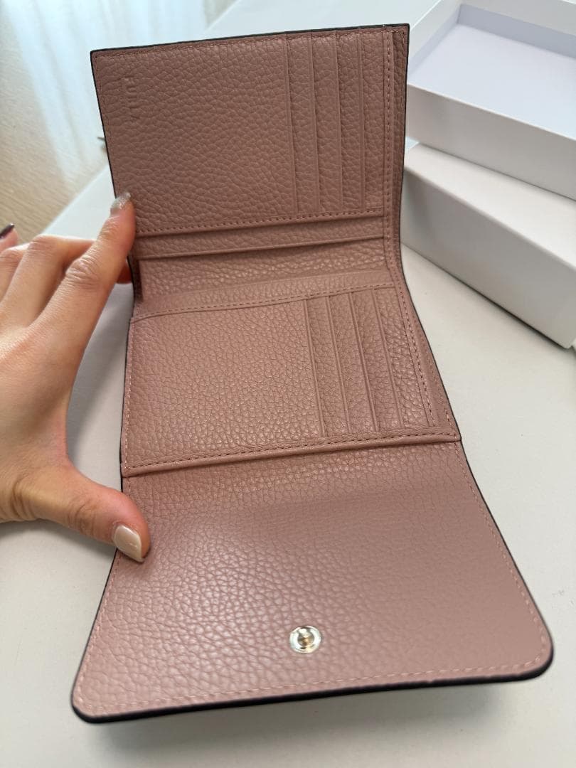 【新品】FURLA フルラ 三つ折り財布 レザー ピンク