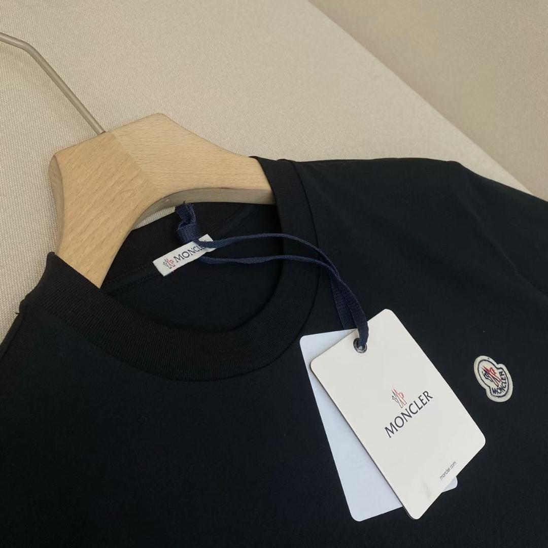新品！モンクレール T シャツ ブラック サイズ 12A S