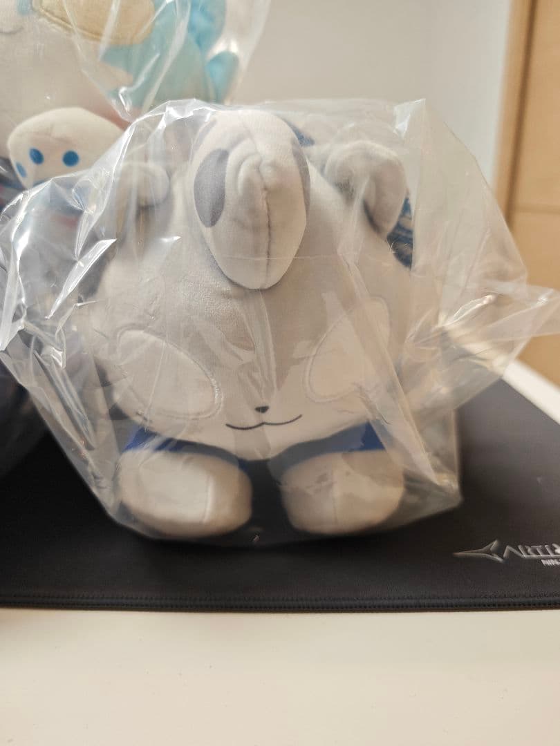 バンダイ ウルトラマン 猫猫型 ぬいぐるみ（マスコット）3体セット